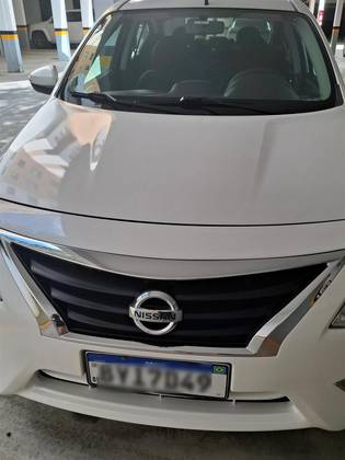 NISSAN VERSA 1.6 16V FLEXSTART SV 4P XTRONIC NISSAN VERSA 1.6 16V FLEXSTART SV 4P XTRONIC